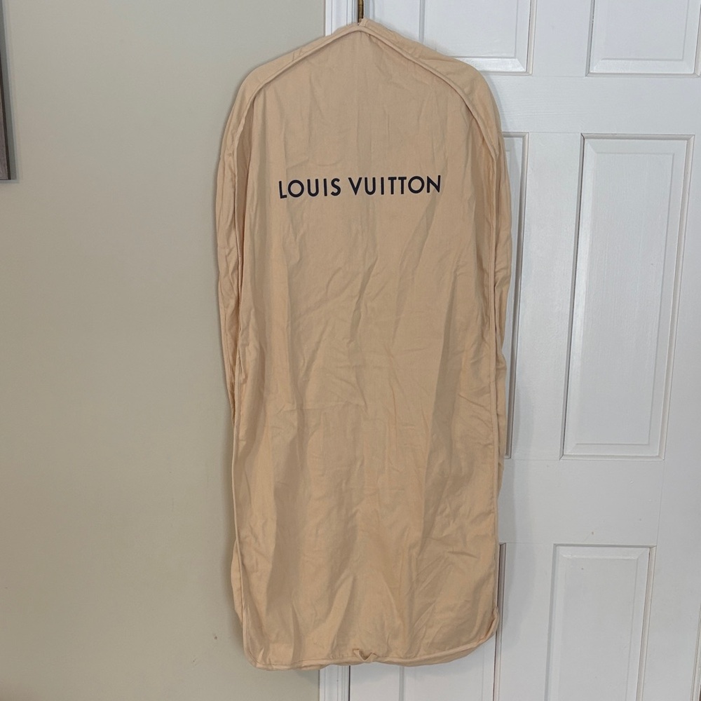 Louis Vuitton Beige Garment Cover